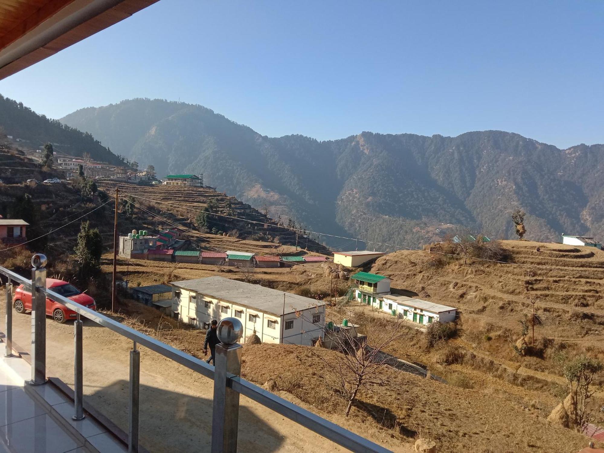 Himalayan Hill Top Resort Kanatal Kültér fotó