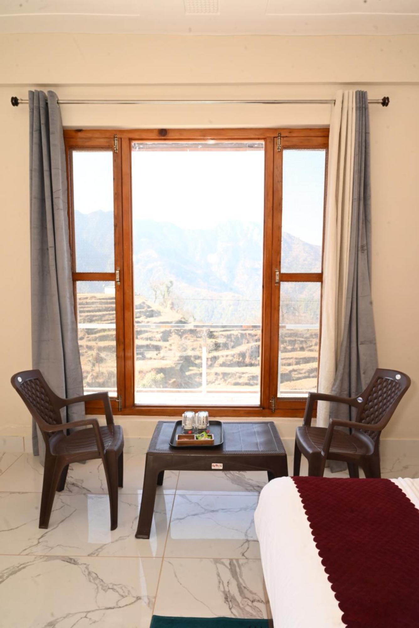 Himalayan Hill Top Resort Kanatal Kültér fotó