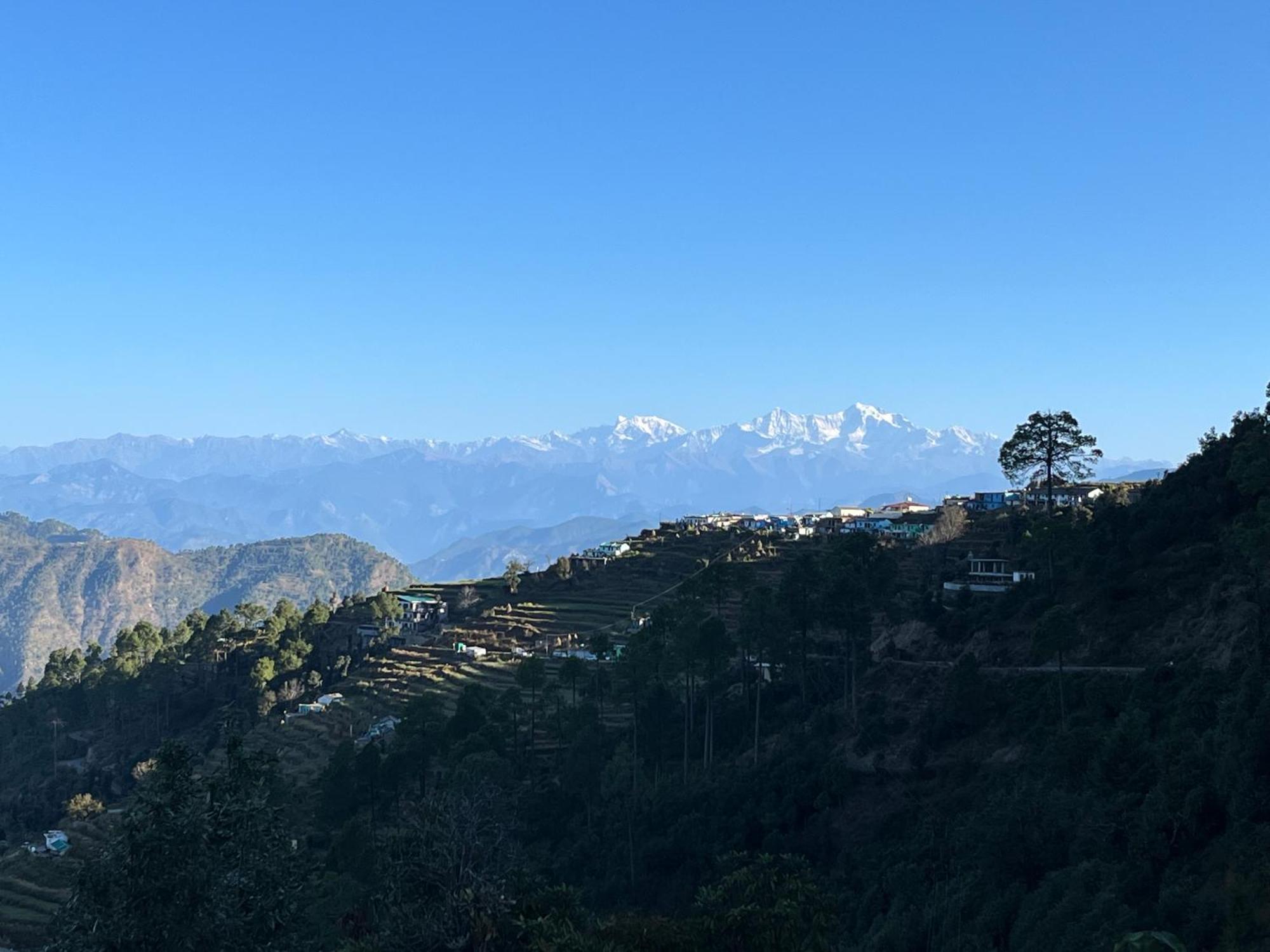 Himalayan Hill Top Resort Kanatal Kültér fotó