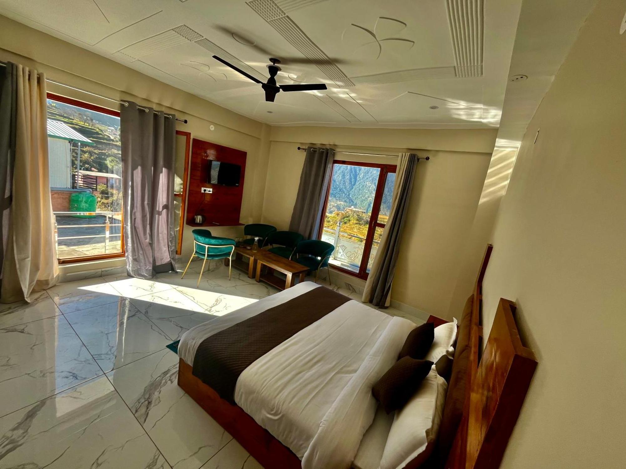 Himalayan Hill Top Resort Kanatal Kültér fotó