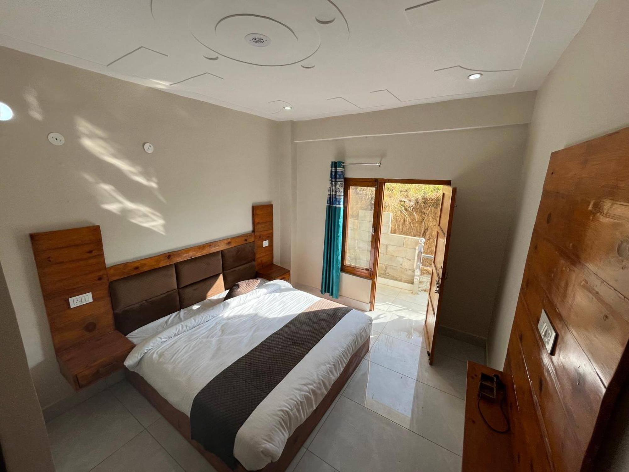 Himalayan Hill Top Resort Kanatal Kültér fotó