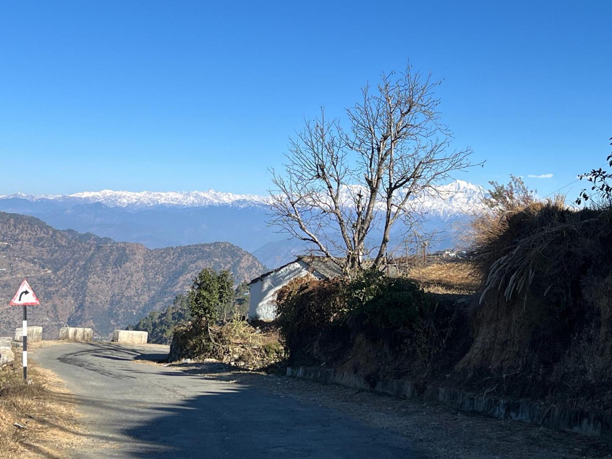 Himalayan Hill Top Resort Kanatal Kültér fotó